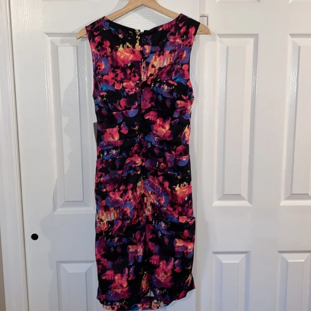 Katherine Kelly Lauren Tuck Floral Dress - Picture 5 of 7